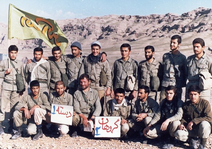 آن ۳۱۳ خطشکن فاتح