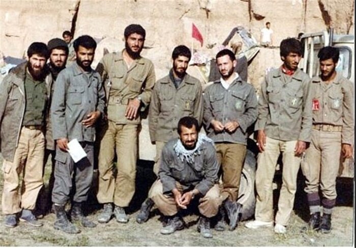 آن ۳۱۳ خطشکن فاتح