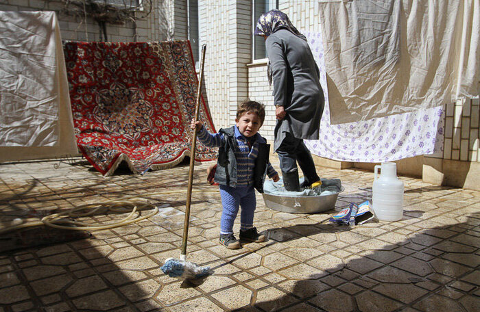 به همراه کودک خانهتکانی کنید