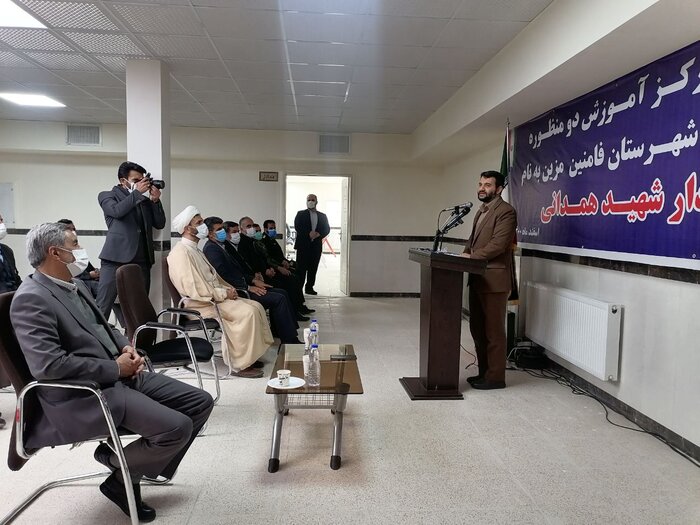 وزیر کار: آموزشهای مهارتی بازار محور ایجاد اشتغال را تسریع میکند