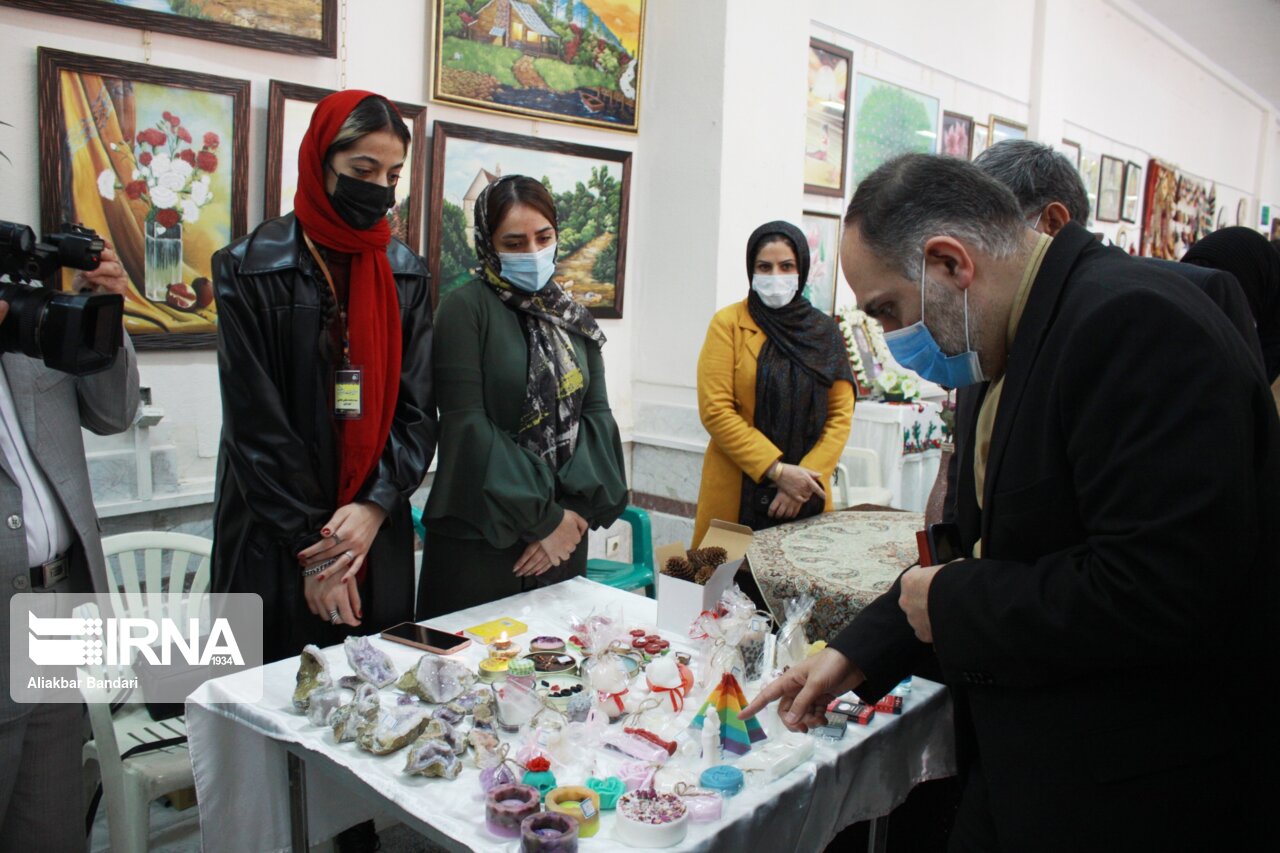 بازارسازی فرهنگی به تقویت اقتصاد و صیانت از فرهنگ بومی استانها کمک میکند