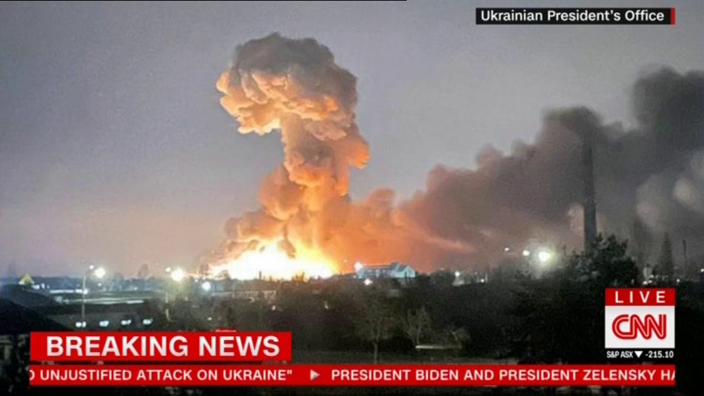 آخرین تحولات اوکراین / رئیس جمهوری اوکراین حکومت نظامی اعلام کرد