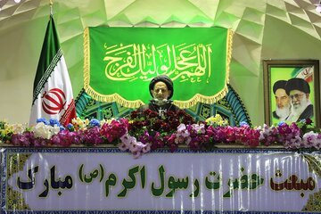 امام جمعه بیرجند: پیشوایی دین هرگز به ستمگران نمی‌رسد