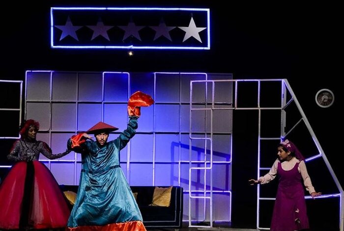 اجرای 68 نمایش در 27 تماشاخانه / از پرویز پرستویی تا رامبد جوان و حجت اشرافزاده 30