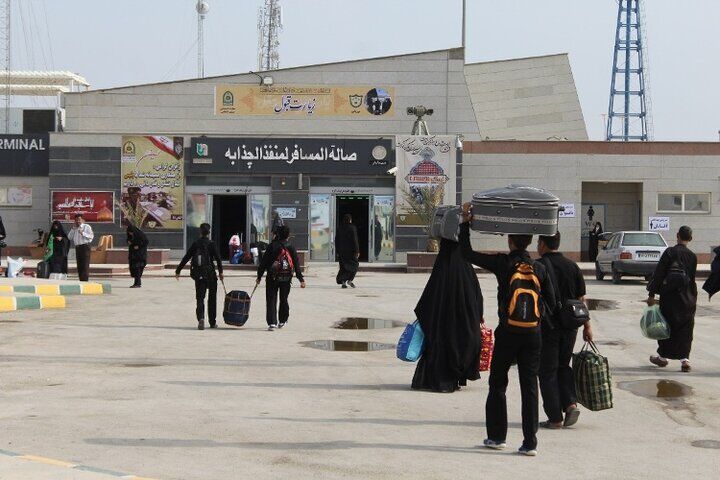 بیش از ۴۰۰ مسافر مبتلا به کرونا از مرزهای خوزستان بدون قرنطینه وارد کشور شدند