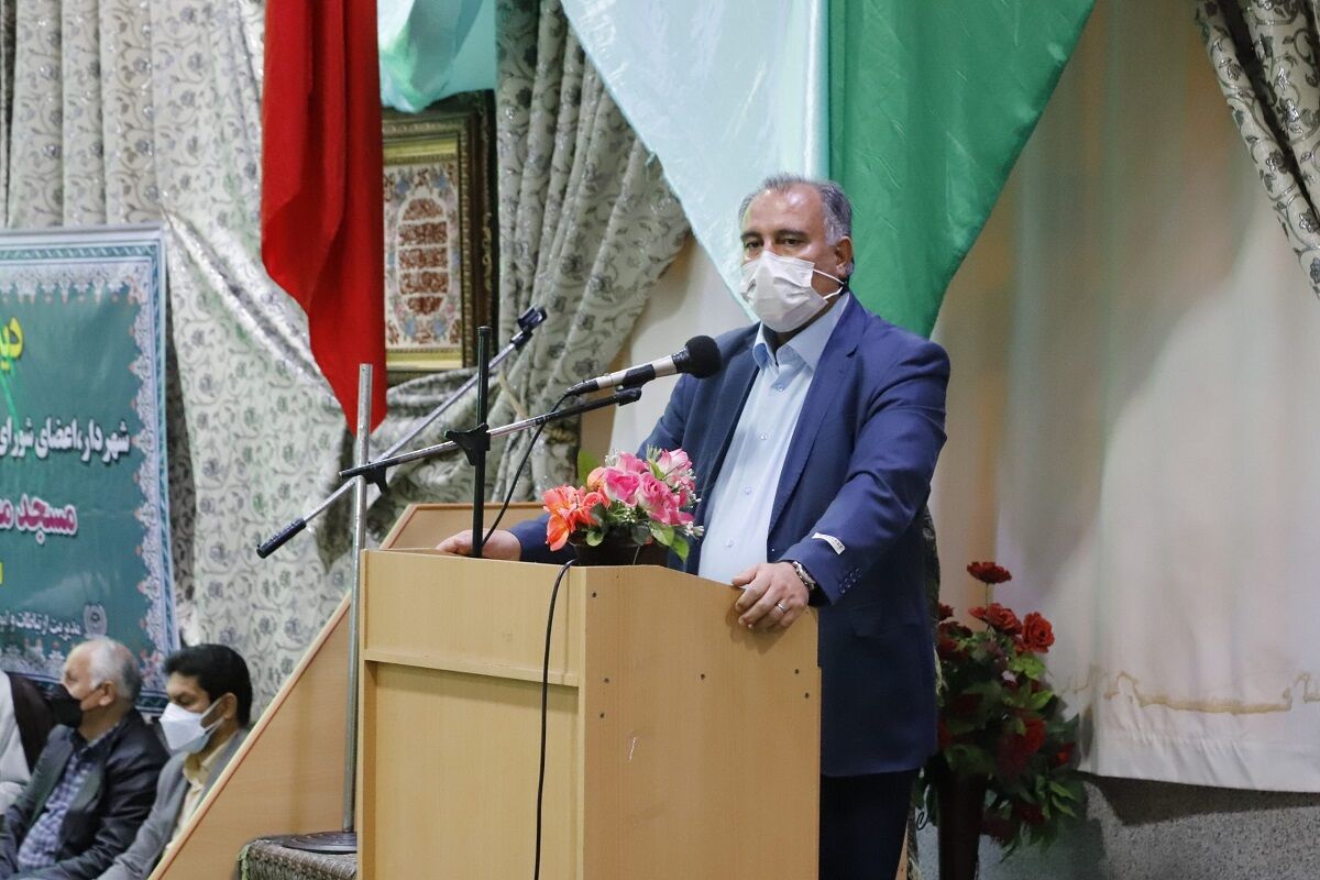 شهردار بیرجند: شکستن انحصار بازار میوه در برنامه شهرداری است شهردار بیرجند: شکستن انحصار بازار میوه در برنامه شهرداری است