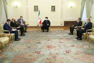 Le président Raïssi met l'accent sur le développement des relations stratégiques Téhéran-Damas