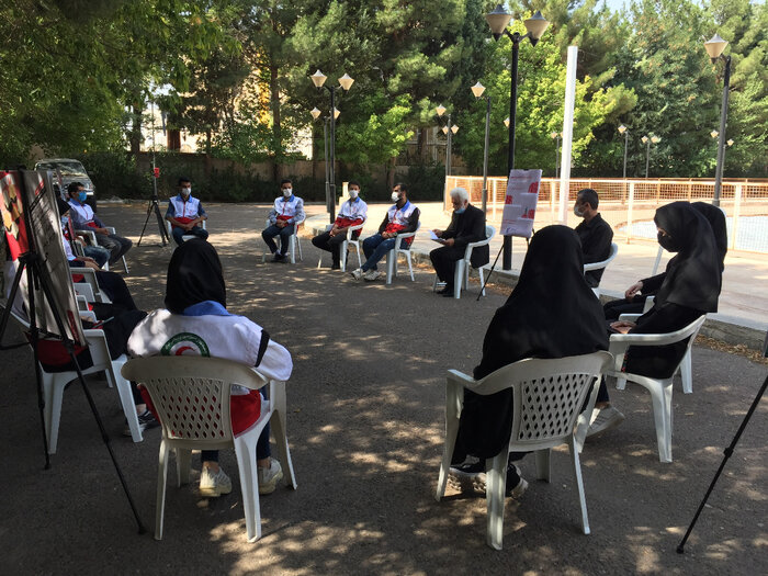 جوانان بشردوست هلال احمر قزوین به فکر ارتقای سطح مطالعه در جامعه هستند