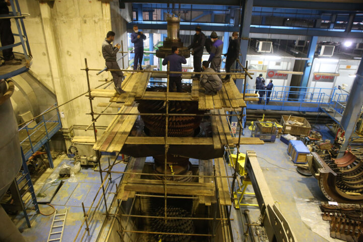 عبور از تحریمها در نیروگاه نکا / تولید قطعات نیروگاهی با توان داخلی