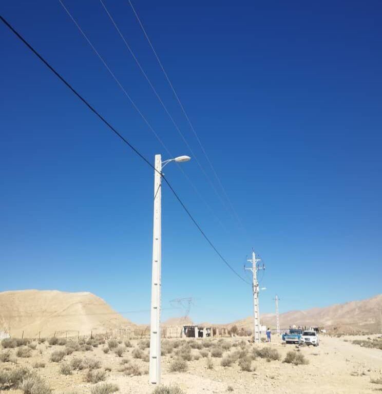 روستای محروم خانه نهر جهرم صاحب برق شد 