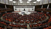رهبران ۱۰ حزب به پارلمان ترکیه راه یافتند