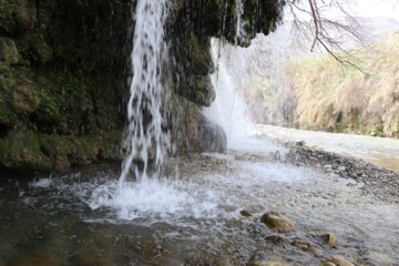 آبشارهای بی نظیر آرپناه در شمال خوزستان