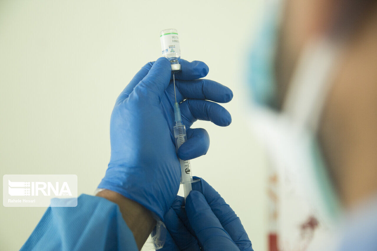 سیر صعودی کرونا مراجعان برای واکسن را در شرق استان سمنان ۶ برابر کرد