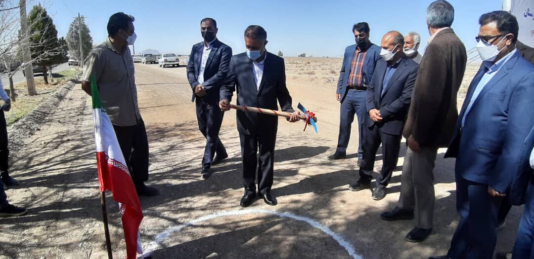 عملیات اجرایی چهار طرح ورزشی و عمرانی در سیرجان آغاز شد 