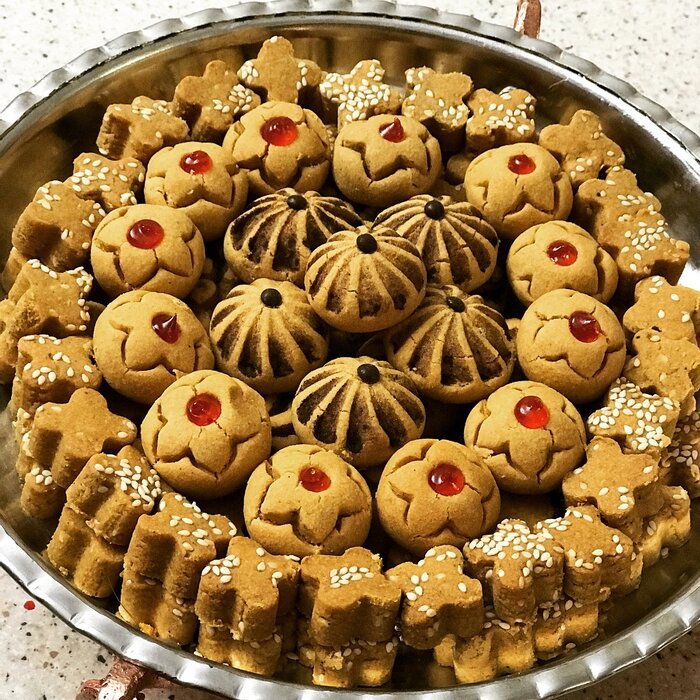 شیرینی نخودچی خانگی مخصوص عید نوروز + طرز تهیه