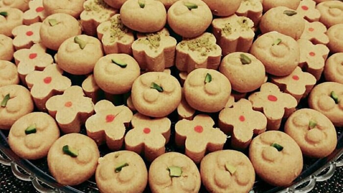 شیرینی نخودچی خانگی مخصوص عید نوروز + طرز تهیه