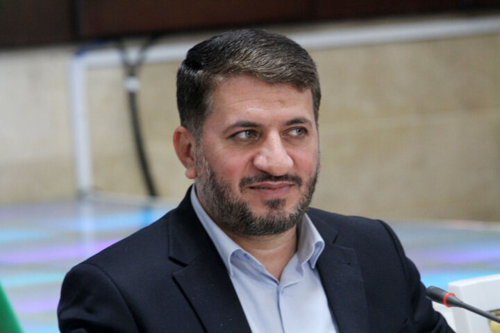 استاندار یزد: مدیران بانک‌های استان در پرداخت وام اشتغال تسریع کنند