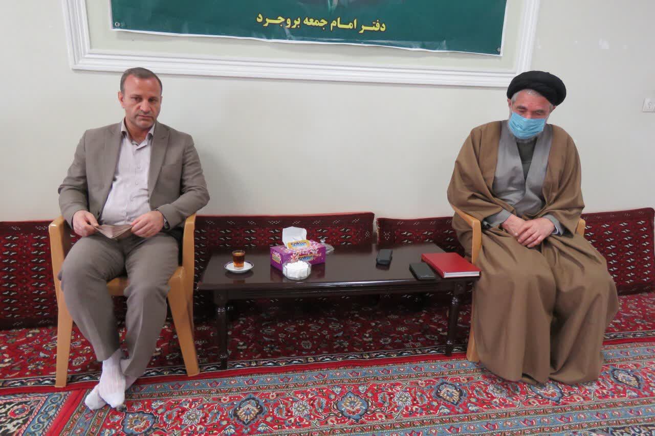 امام جمعه بروجرد: امورتربیتی نقش مهمی در کاهش آسیب‌های اجتماعی دارد 