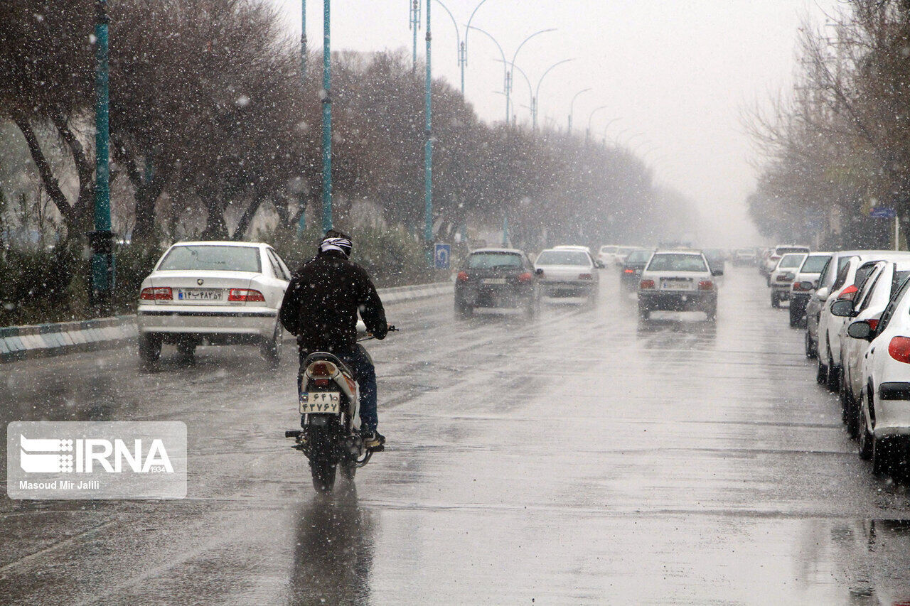 هواشناسی از بارش‌ پراکنده باران همراه با وزش باد  در استان همدان خبر داد