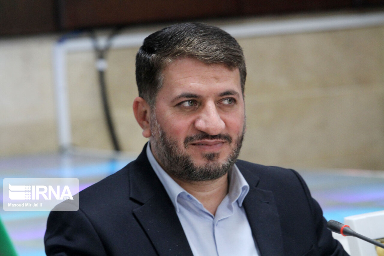 استاندار یزد: ارائه تسهیلات به واحدهای تولیدی در کمترین زمان ممکن انجام شود