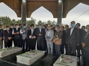 وزیر جهادکشاورزی به شهدای گمنام بندرگز ادای احترام کرد