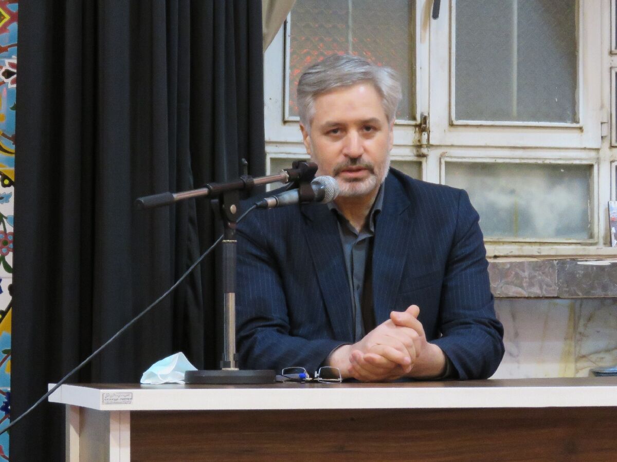 فرماندار مراغه: مدیران پاسخگویی به مردم را وظیفه خود بدانند