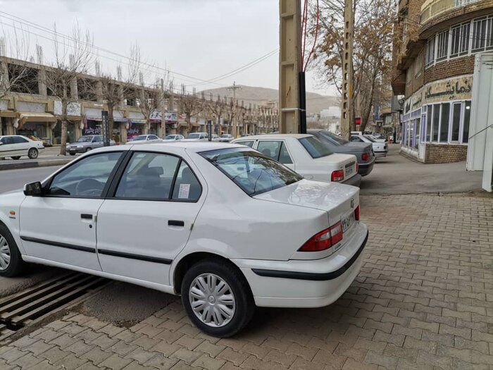 خیابان‌ها و معابر مهاباد در تسخیر نمایشگاه‌های خودرو