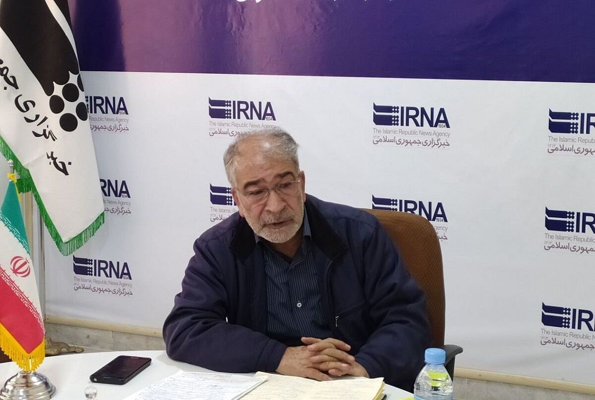 استاد زبان فارسی: آثار ادبی ما مروج فضایل و نیکیها هستند استاد زبان فارسی: آثار ادبی ما مروج فضایل و نیکیها هستند