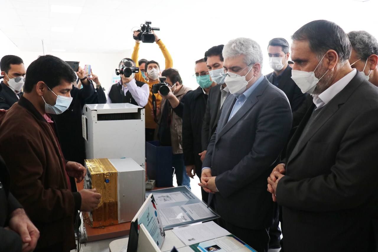 ستاری: پارکهای علم و فناوری خصوصی ایجاد میشود