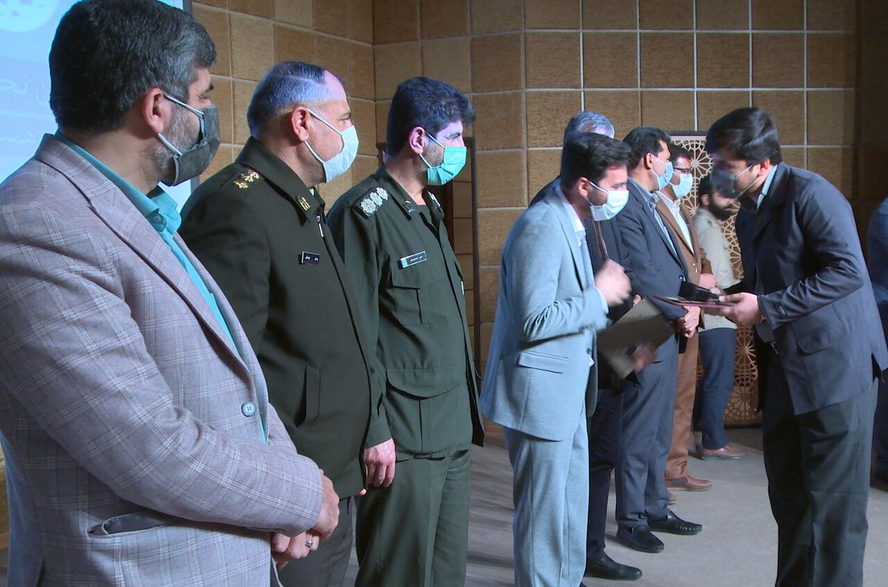 فعالان عرصه احسان و نیکوکاری چهارمحال و بختیاری تجلیل شدند