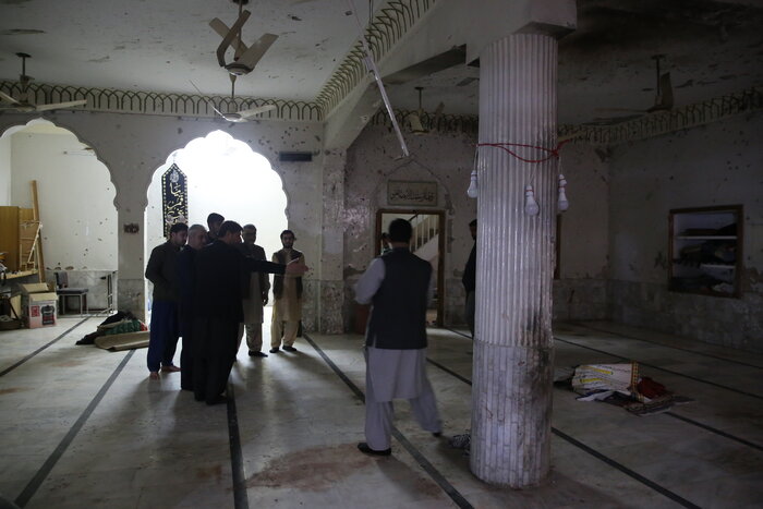 گزارش تصویری ایرنا از محل انفجار تروریستی در مسجد شیعیان پیشاور