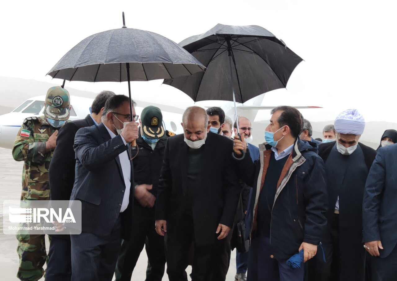 از سرمایهگذاری در حوزه نفت تا ذخیره سازی و توزیع کالاهای اساسی در کشور