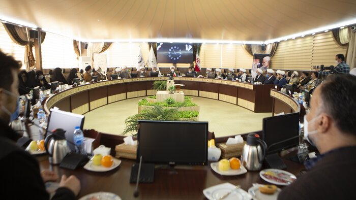 پدیده «کنشگری جمعی شخصی» تولید پیام را از انحصار بخش رسمی خارج کرده است