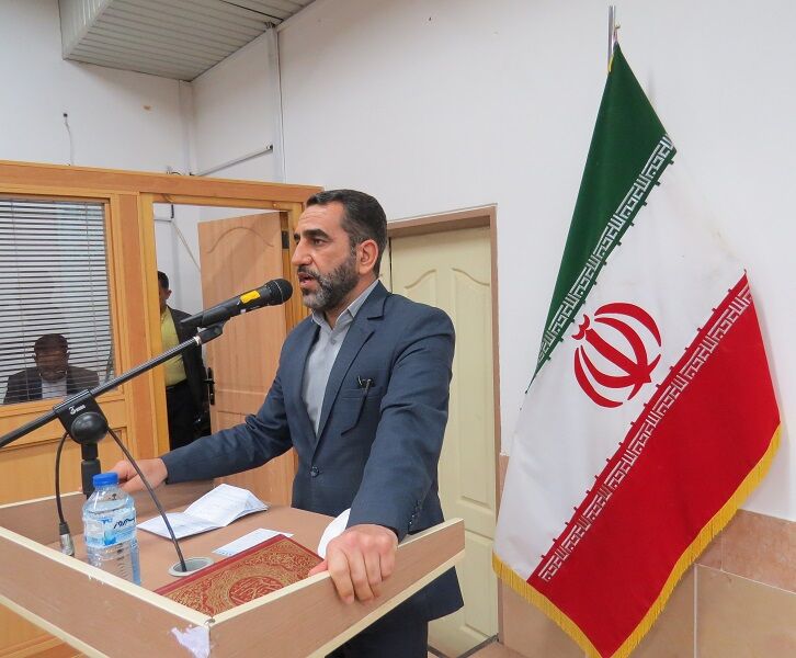 معاون استاندار یزد: برغم مشکلات مردم همچنان پای انقلاب ایستاده اند 