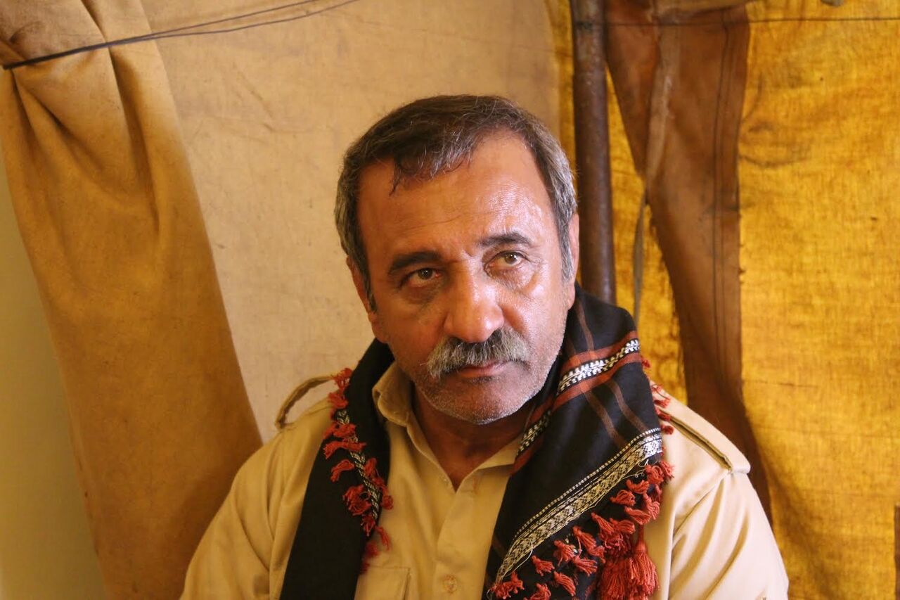 علی اوسیوند: سوژه «مستطیل قرمز» شهدای فوتبالیست ایلامی است علی اوسیوند: سوژه «مستطیل قرمز» شهدای فوتبالیست ایلامی است
