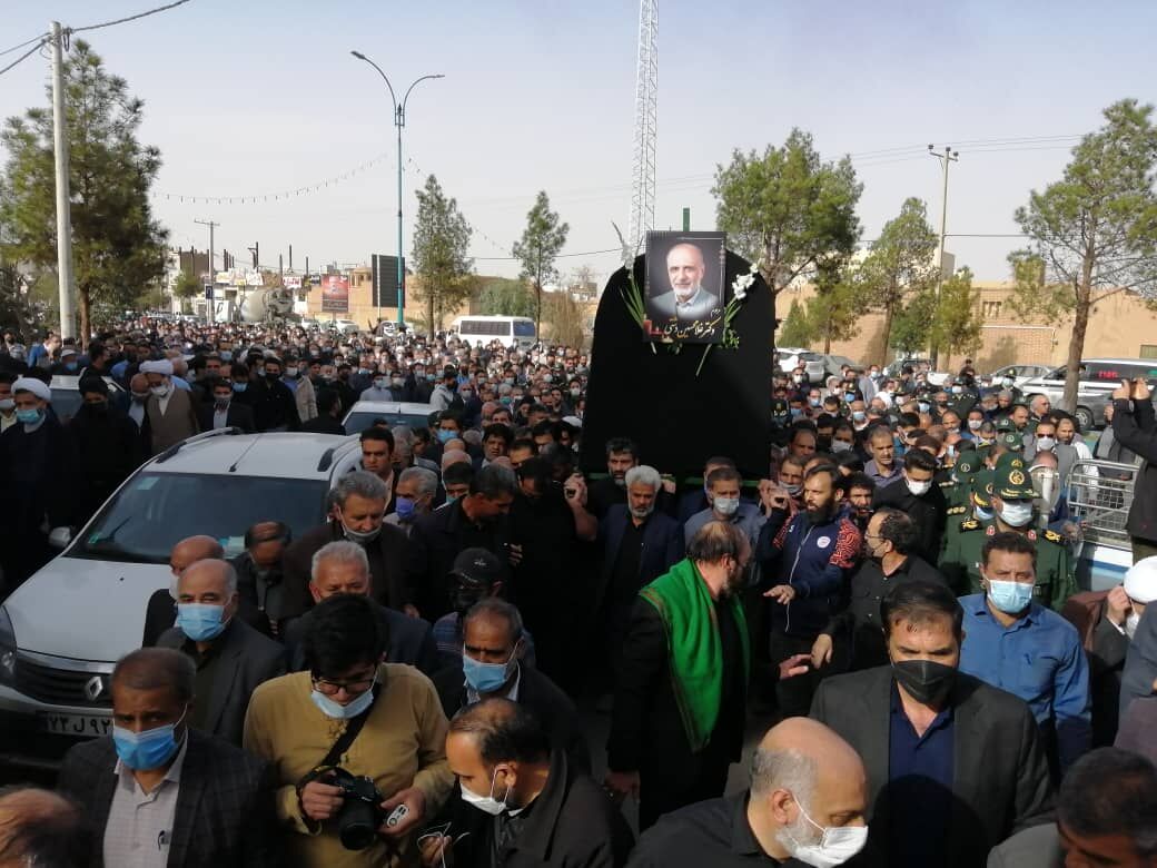 پیکر رییس فقید شورای شهر یزد تشییع و به خاک سپرده شد