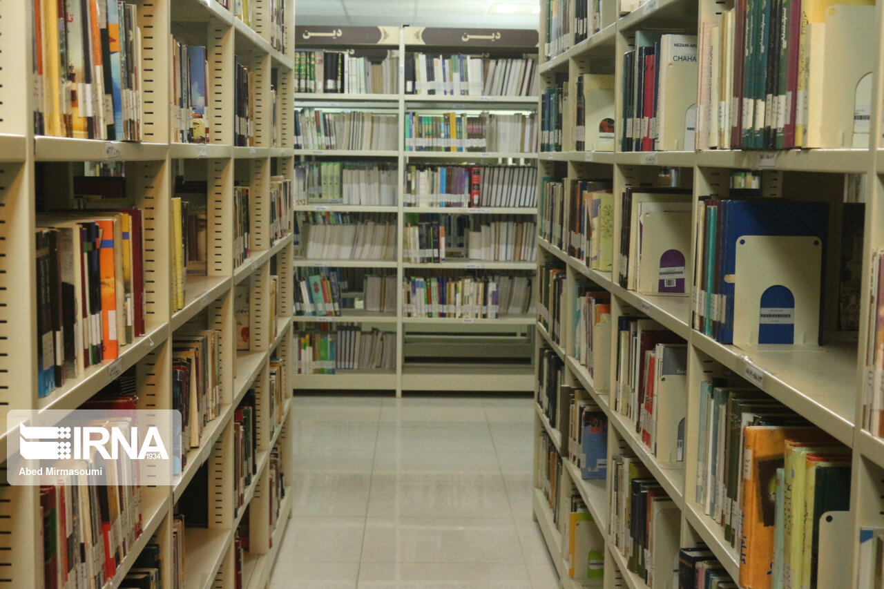 ساخت کتابخانه استاندارد و در مکان مناسب نیاز مردم دامغان است