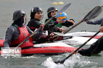 Iran : Ligue féminine de Dragon boat et de canoë-polo