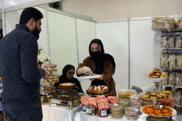 Une exposition-vente de Norouz à Tabriz 
