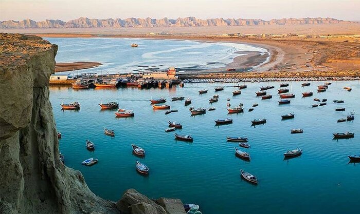 سفر به تالاب صورتی و گورستان جن