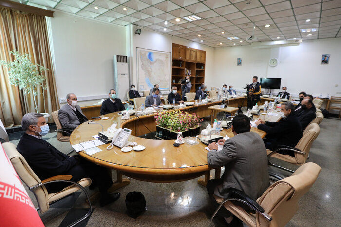 استاندار همدان بر تعیین تکلیف بدهی معوق کارخانه کیوان تاکید کرد