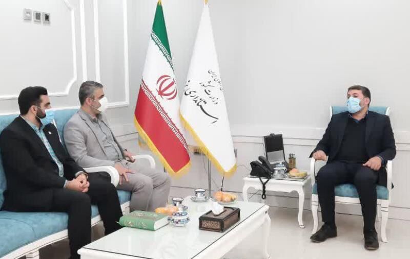 استاندار یزد: بنیان دینی دانش‌آموزان تقویت شود