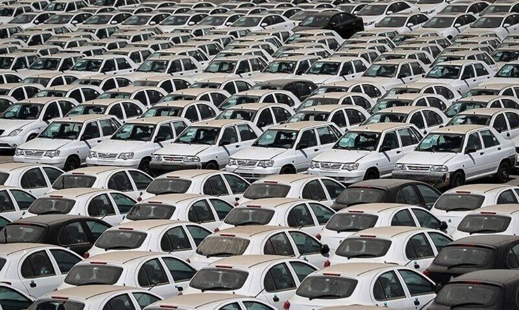 تاییدیه استاندارد خودروهای مانده در پارکینگ خودروسازها باطل می‌شود