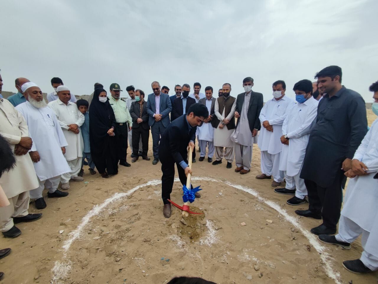 مدرسه ۱۲ کلاسه محله مرادآباد چابهار کلنگ‌زنی شد