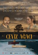 İran-Türkiye ortak ürünü "Ceviz Ağacı" filminin galası yapıldı