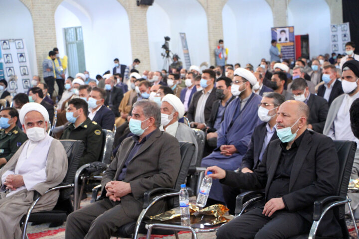 رییس ستاد اقامه نماز: خانوادهها مواظب آثار منفی شبکههای مجازی بر جوانان باشند