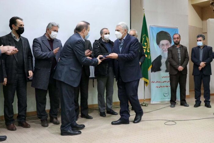 ۳۵ هزار دستگاه تراکتور سال آینده به کشاورزان تحویل می شود