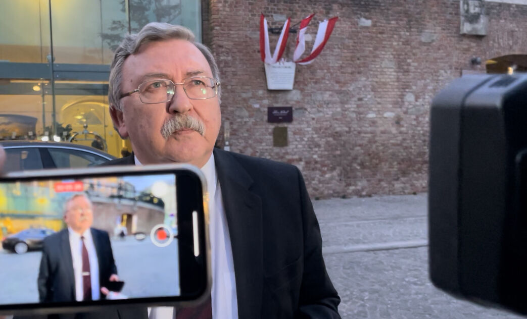 اولیانوف: قطعنامه ضد ایرانی منجر به تشدید تنش میشود