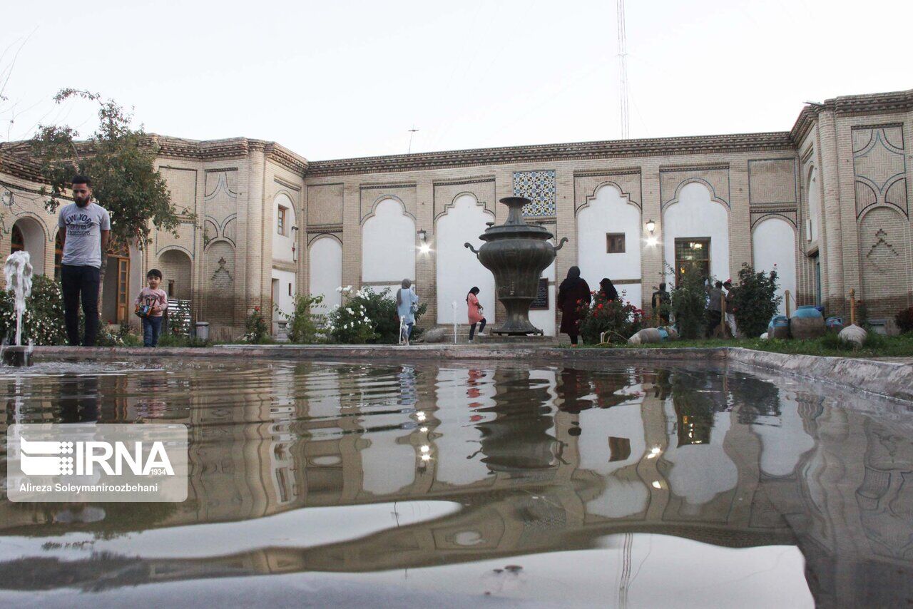 بروجرد دیار خانه‌های تاریخی آماده پذیرایی از مسافران نوروزی 