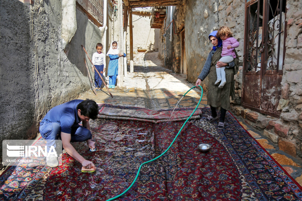 خانه تکانی سنتی دیرینه با چاشنی حادثه